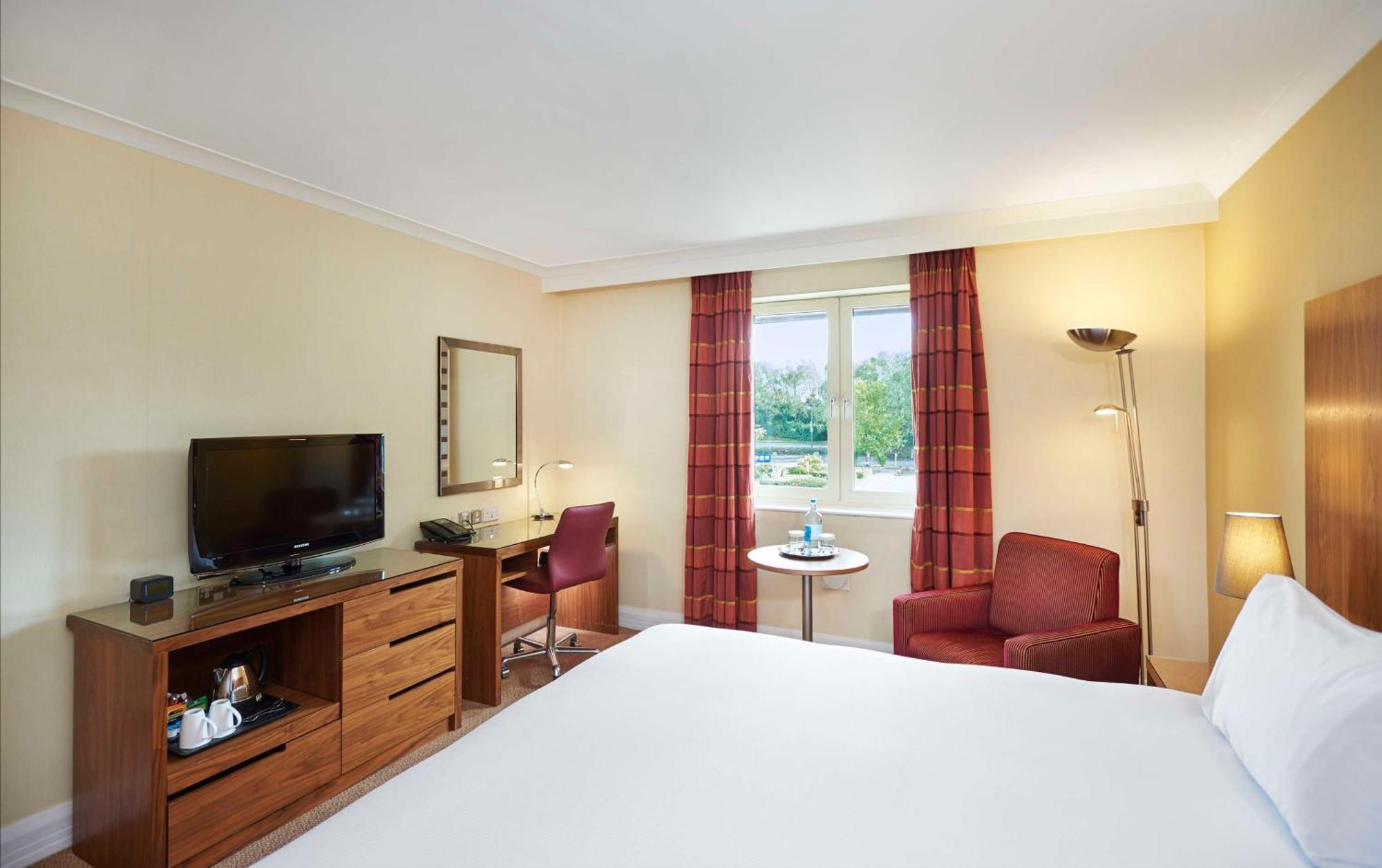 מלון Doubletree By Hilton Bristol North מראה חיצוני תמונה
